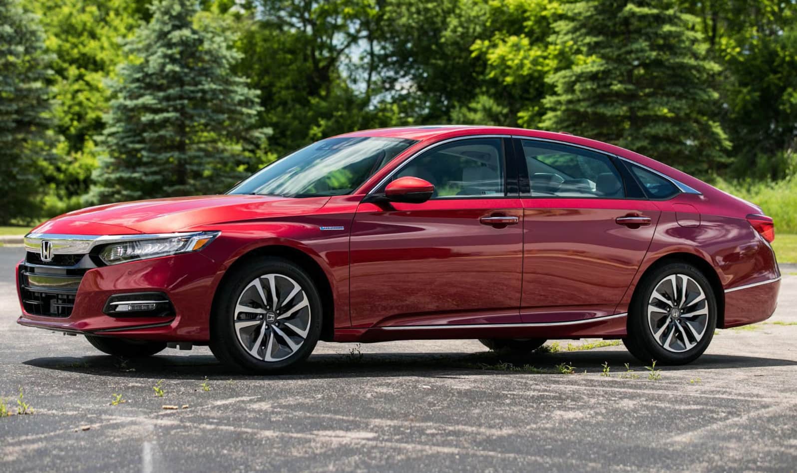 Does 2019 Honda Accord LX Have Apple CarPlay